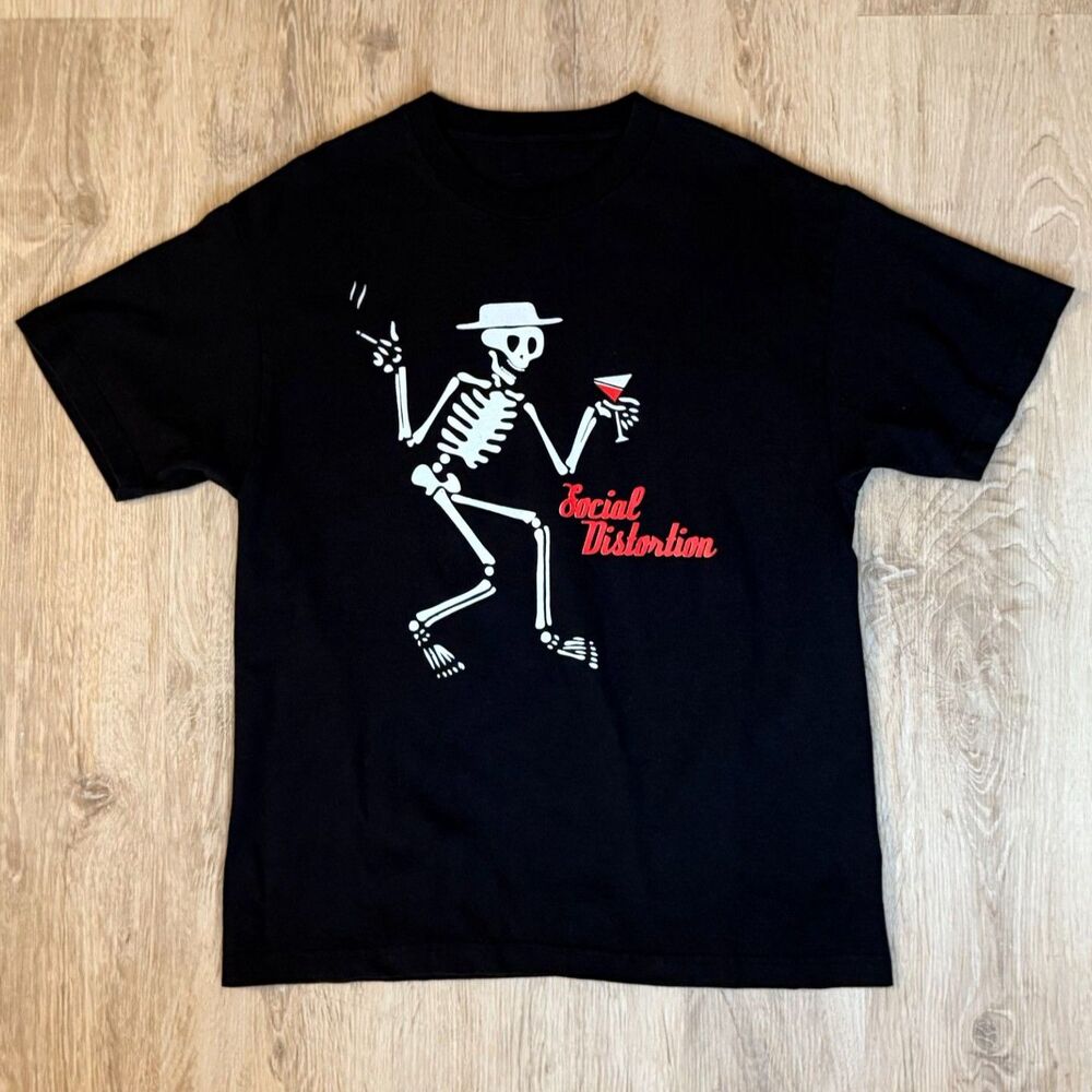 Social Distortion Skeleton Logo Black Band T-Shirt Size Large Punk Rock